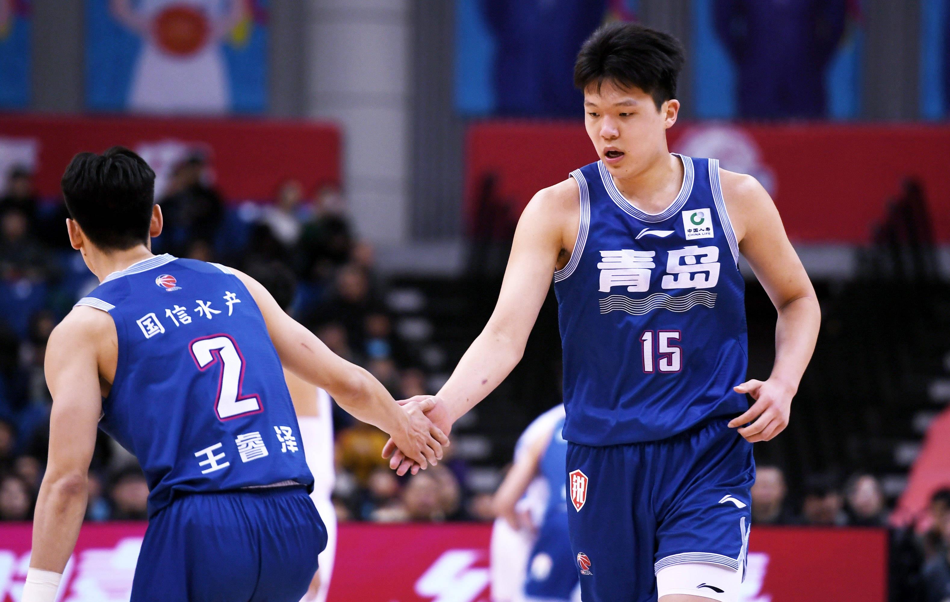 九游官方入口广厦男篮迎CBA季后赛关键赛，赛前战术微调，赛场秩序良好，赛程密集仍需轮换的简单介绍