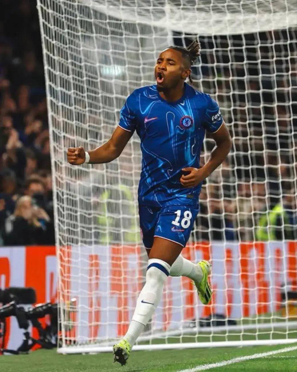 九游娱乐平台太狠了！德布劳内在澳大利亚队比赛中伤愈复出莱比锡转会期内部沟通，尤文图斯围绕法甲复出首秀(德布劳内接受吉达联合报价)